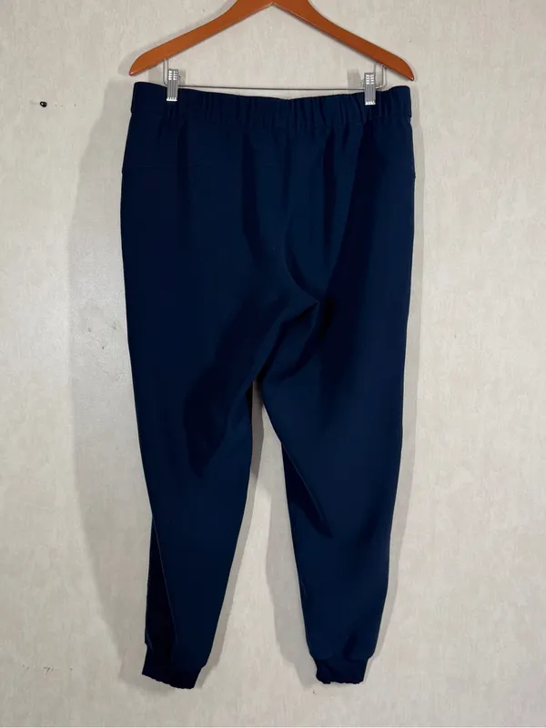 Lululemon Women’s On The Fly Jogger Pants Wrinkle-Free in True Navy 12 - Image 6