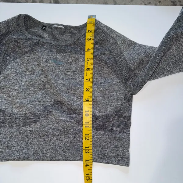 Gymshark Flex Crop Top S/M Grey Long‎ Sleeve Seamless Open Back Thumbholes - Image 10