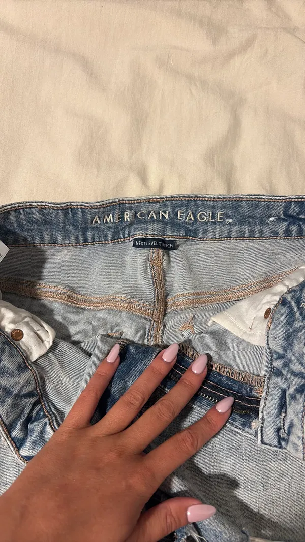 American Eagle Shorts - Image 3
