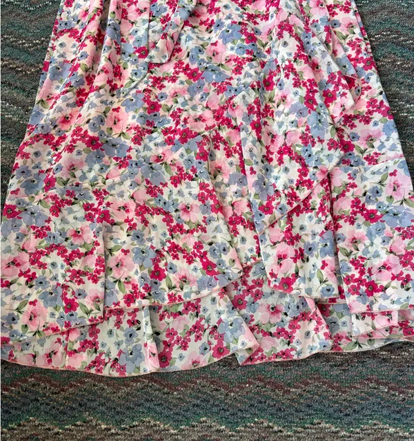 Bequemer Laden Floral Maxi Dress - Image 6