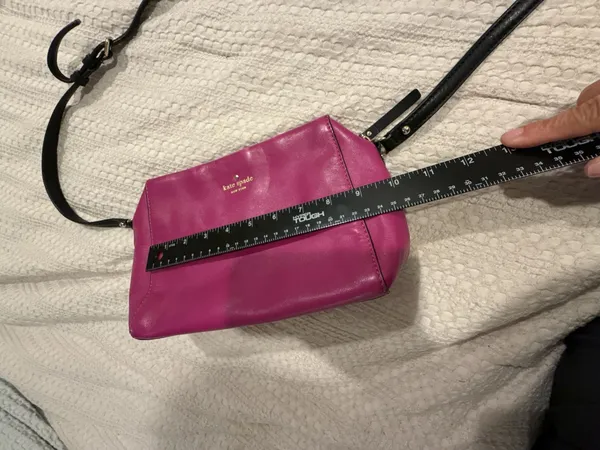 Kate Spade New York Hot Pink Leather Crossbody Bag with Floral Lining - Image 8