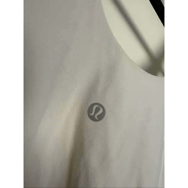 Lululemon Women’s 10 White Align Tank Top Athletic - Image 3