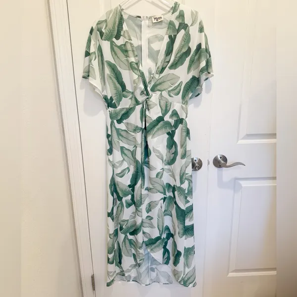 SHOW ME YOUR MUMU Get Twisted Maxi‎ Dress in Palmtini Print Medium Resortwear - Image 2