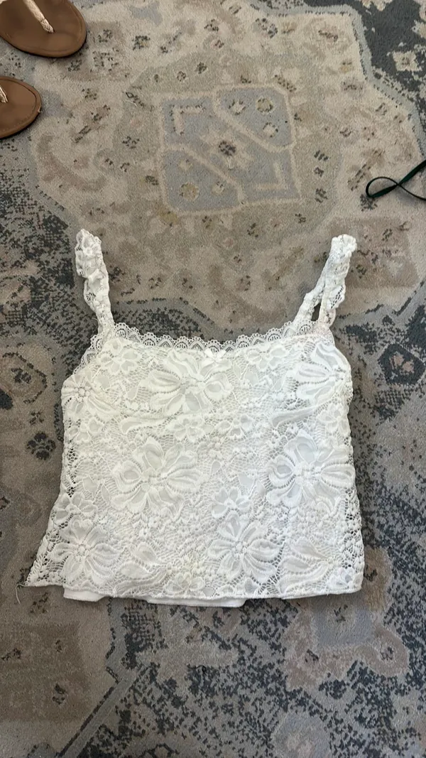Amazon White Lace Top - Image 2