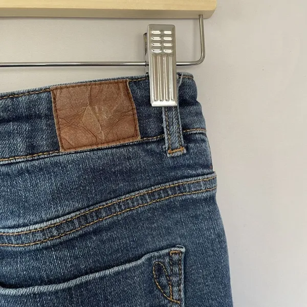 Zara raw hem medium wash‎ blue jeans women's size 28 straight leg pants casual - Image 6