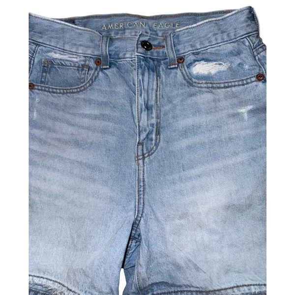 American Eagle High Rise‎ Baggy Shorts Size 26 Distressed Light Wash Spring Mom - Image 2