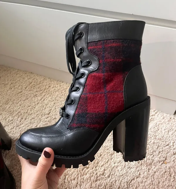 Coach Boots - Image 13