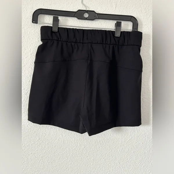 Lululemon Cinchable Waist High-Rise Woven Short 3.5" Sz 4 - Image 4