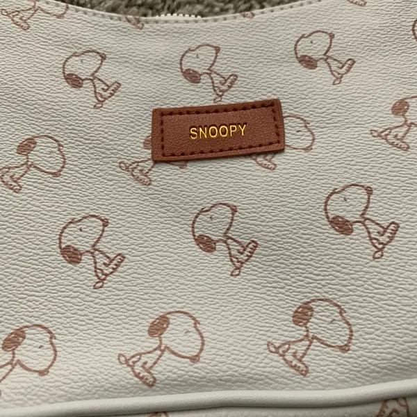 Snoopy White Shoulder Bag Purse with Gold Straps NEW - Image 3