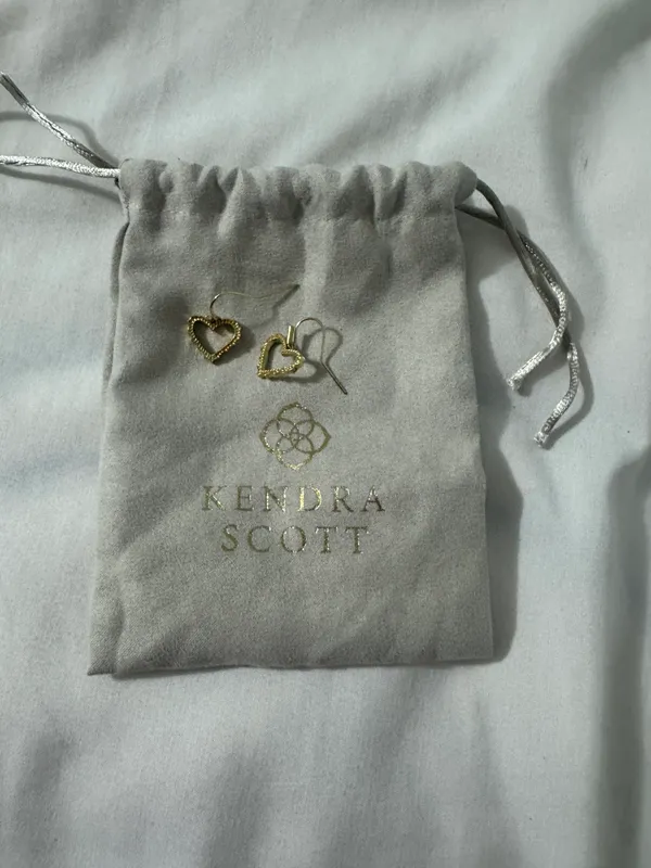 Sophee Heart Drop Earrings in Gold - Image 2