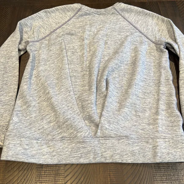 Lululemon Just Pleat It Crew neck 8 women - Image 4