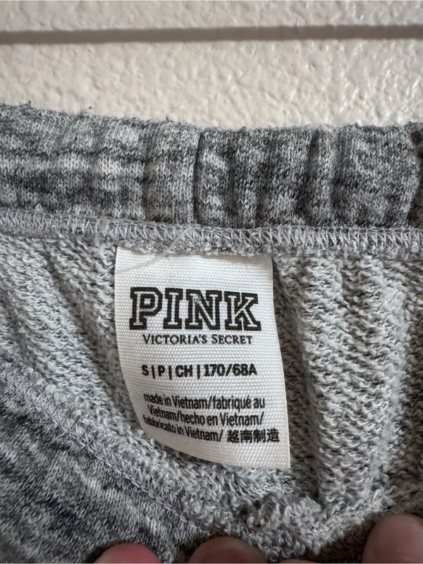 PINK Victoria's Secret Gray Sweatpants with White Label - Image 2