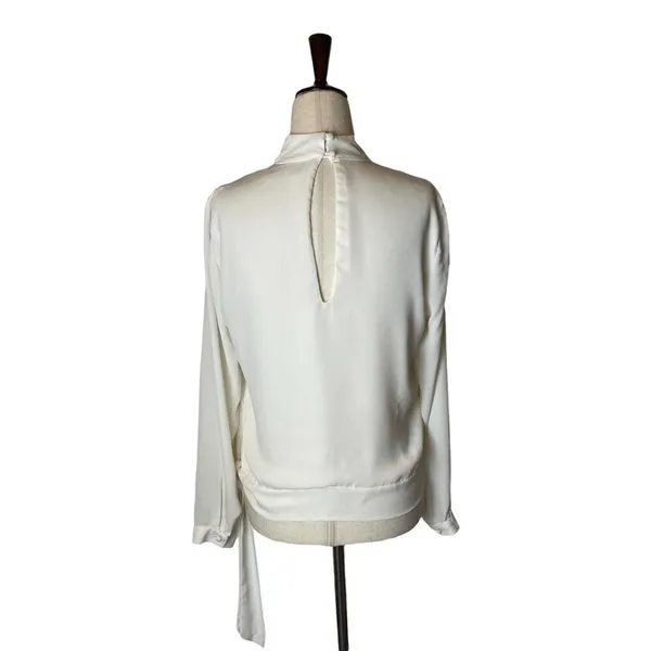 Krisa Ivory Cream‎ High Neck Keyhole Cut Out Front Tie Waist Blouse Size XS - Image 5