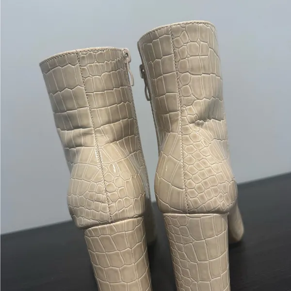 Cowboy TOP Moda Textured Cream Ankle Booties - Image 3
