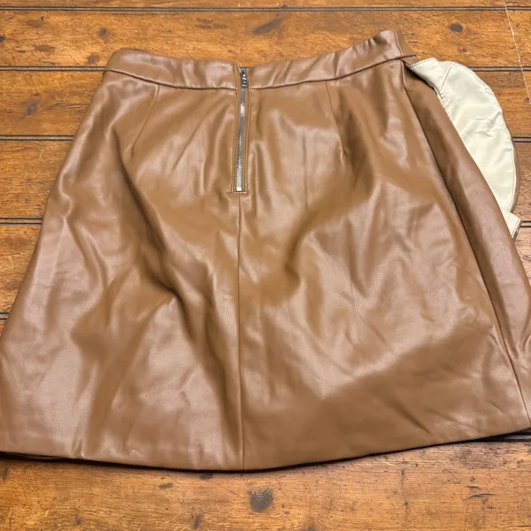Blu ivy Faux Leather Ruffle Skirt‎ Brown Women's Size S Flounce Wrap Style - Image 4