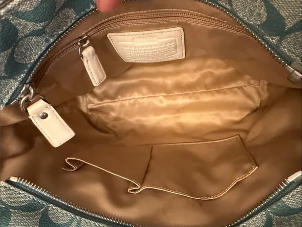 Coach Chelsea Teal and Cream Signature Stripe Tote. - Image 6
