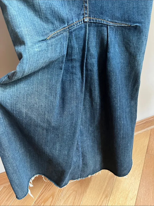 bebe vintage long denim skirt beaded Logo Dark raw edging Denim button fly - Image 5