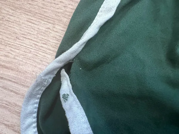Green booty short shorts Size M - Image 2