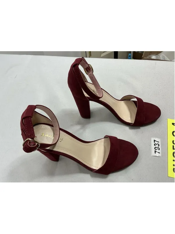 Womans Excellent Condition Bamboo Rampage Strappy Sandals Size 7 Maroon - Image 2