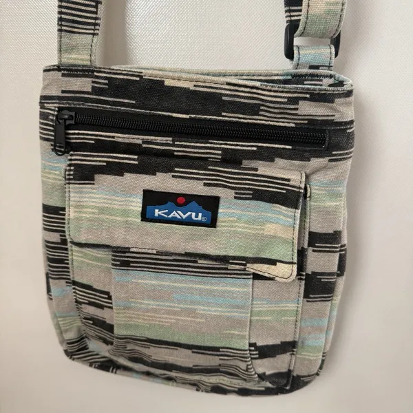 KAVU Bag Keeper Semi Padded Sling Canvas Crossbody Maytide Ikat - Image 3