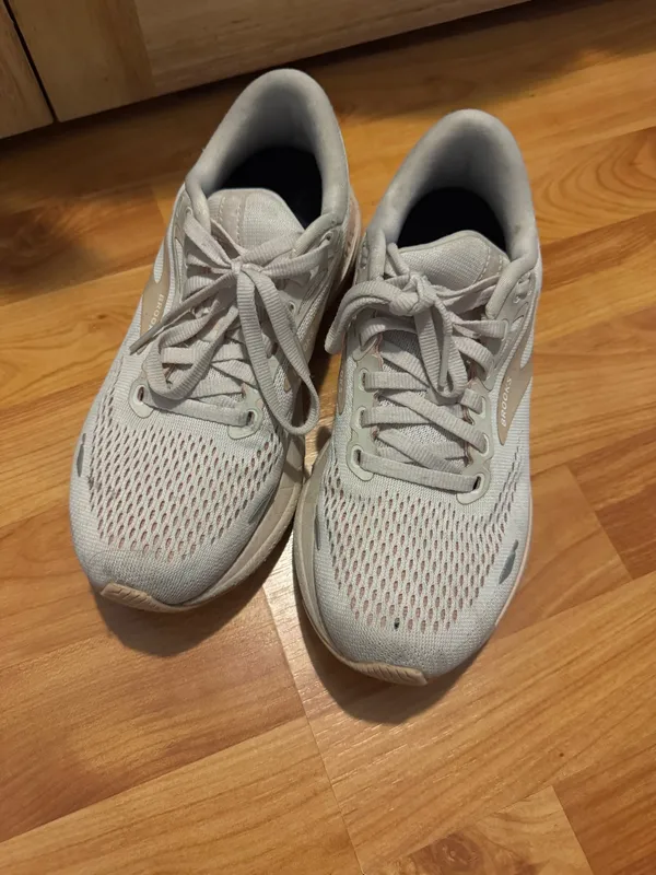 Brooks Guiderails Running Shoes - Image 2