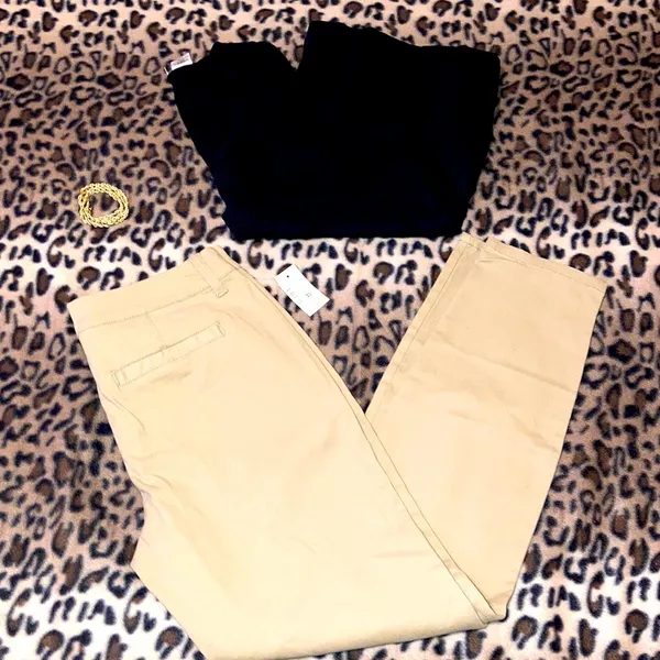 AEROPOSTALE Khaki Pants Women’s Size 4 Short Low Rise Skinny Pants Khaki Chinos - Image 3