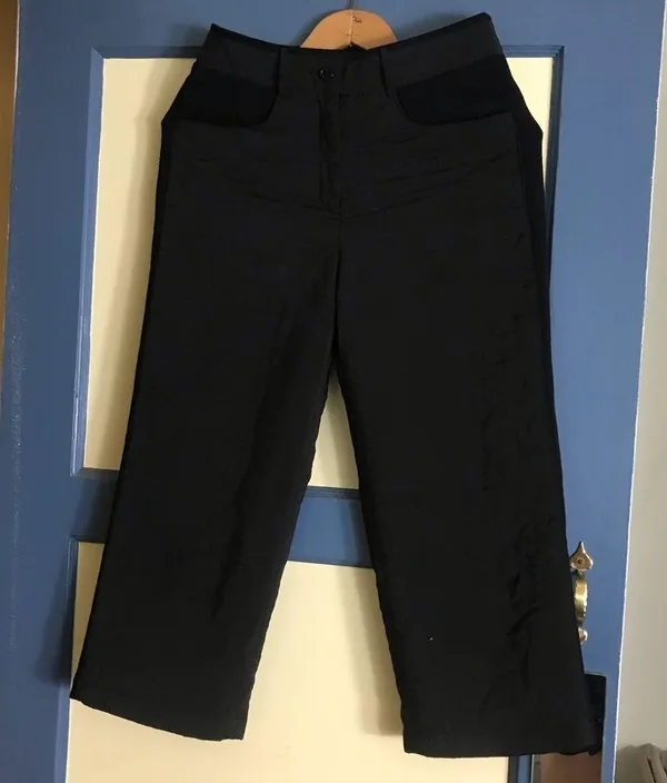 28 high rise Silk quilted capris pants - Image 4