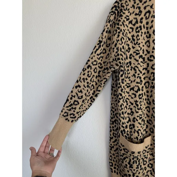 J.Crew Leopard V Neck Merino Wool‎ Blend Cardigan Sweater Womens Size S Preppy - Image 6