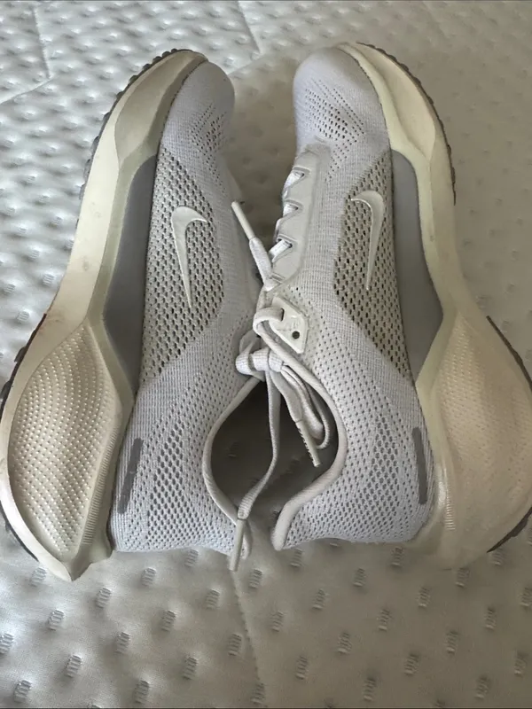 Nike Women’s White Mesh Athletic Sneakers Pegasus 41 - Image 4