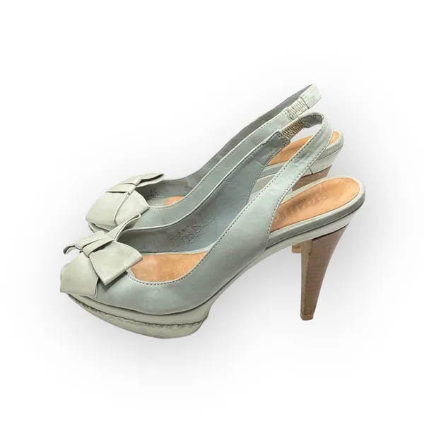 Schutz ❤︎ Retro Slingback Platform Leather Heeled Sandal with Bow ❤︎ Baby Blue - Image 6