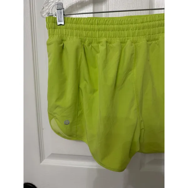 Lululemon Hotty‎ Hot High Rise Lined Shorts Neon Yellow Size 12 Activewear - Image 6