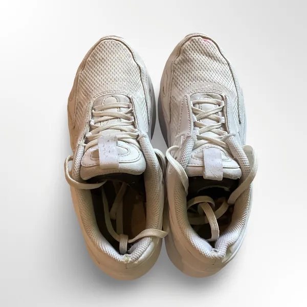 Nike Air Max Bolt Running Shoes - Image 7
