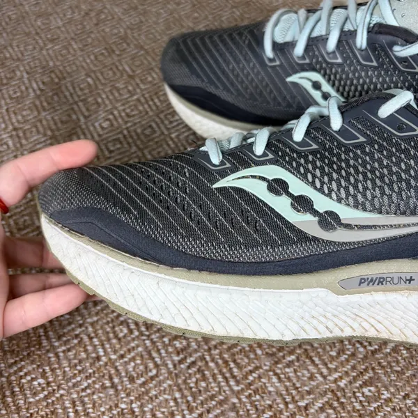 Saucony Triump 18 Running Athletic Lace Up Shoes Sz 9W Outdoor Running Gym - Image 5