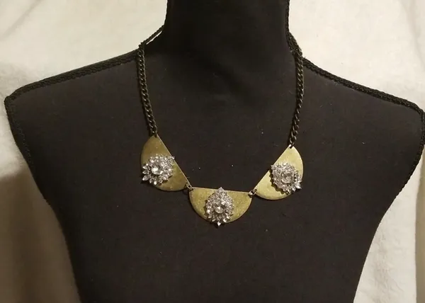 Costume Fashion Jewelry Rhinestone Necklace - Image 2