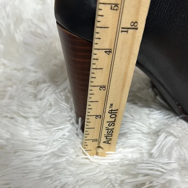 Gianni Bini Black and Brown Leather Ankle Booties - Image 10
