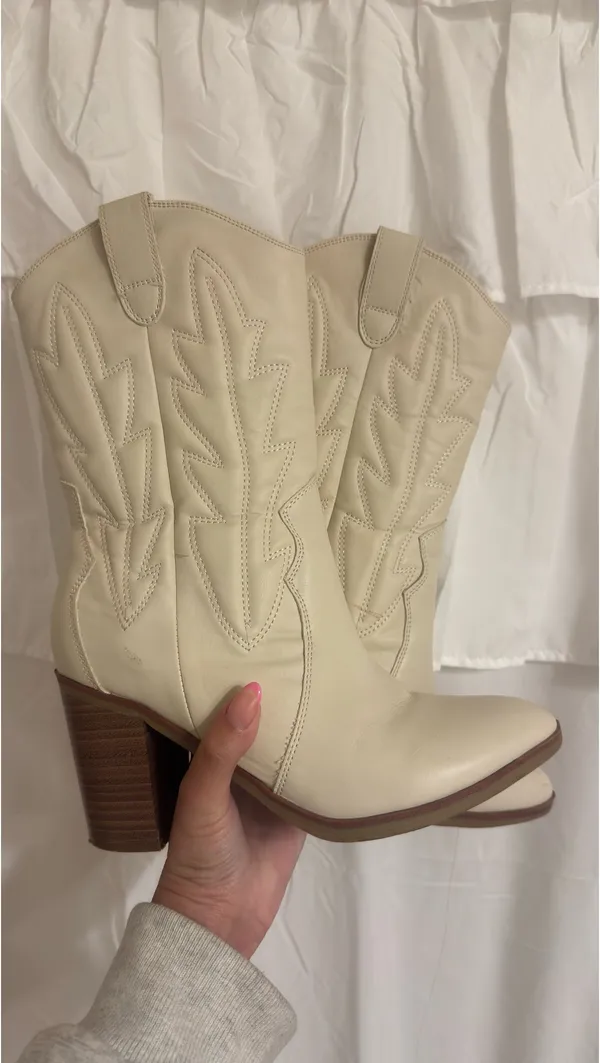 MIA Cowgirl White Boots - Image 2