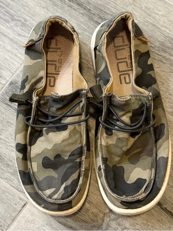 Hey Dude Wendy Women's Size 8 Camo Print Slip On Comfort Shoes Loafers Green - Image 2