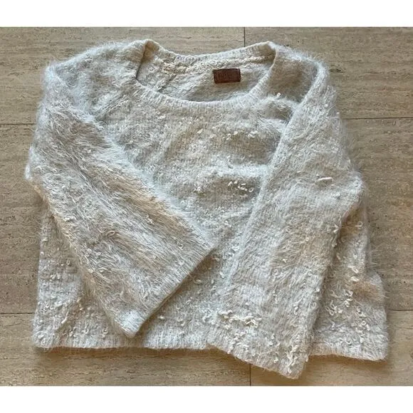 Cozy White Fuzzy‎ Cropped Sweater Long Sleeve Textured Knit Top size M - Image 2