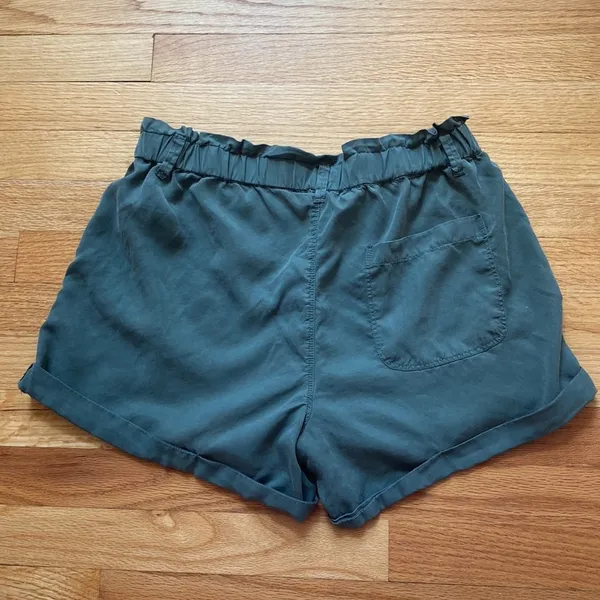 Aerie Lyocell Army Green Pull On Shorts‎ 3.5 Inch Inseam - Image 5