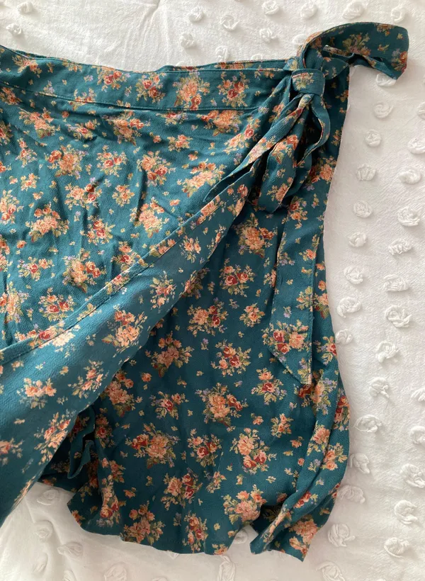 American Eagle Tie Skirt  - Image 3