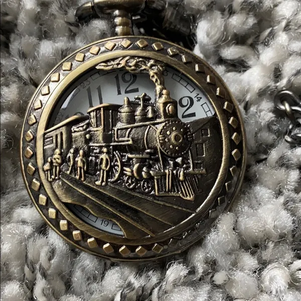 4 for $20! NEW Rare Quartz Gold Pocket watch - Image 3