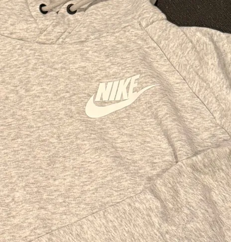 Nike hoodie - Image 3