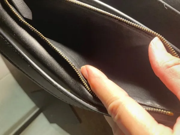 Vintage Flap Lock Classic Black Leather Crossbody Bag with Gold Hardware - Image 8