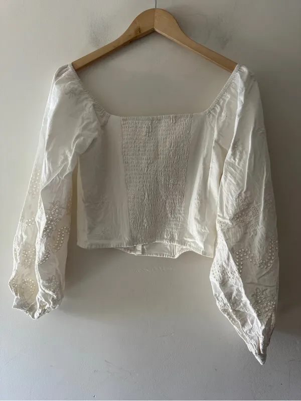 Free People White Eyelet Off Shoulder Milkmaid Peasant Crop Top Boho - Image 6