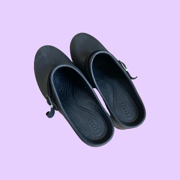 Crocs Sarah Black Slip On Heeled Dual Comfort Lightweight Clogs 🔥 - Image 4