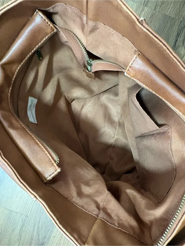 Universal Threads Brown Faux Leather Tote Shoulder Bag Zip Top Large Pocket Purse - Image 9