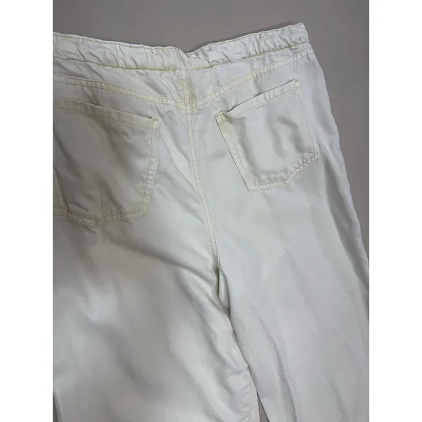 Splendid Yellow Lounge Denim
Crop Pants Medium - Image 8