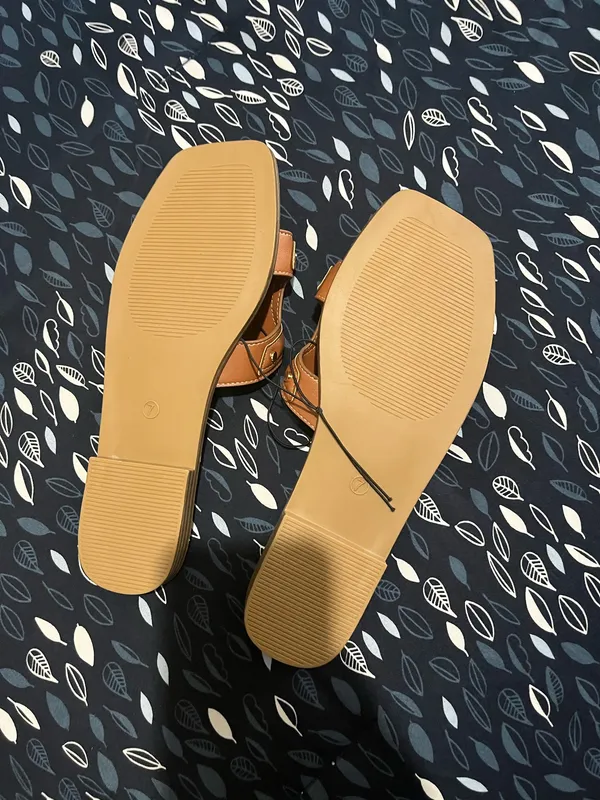 NWT Steven New York sandals Brown Size 8 - Image 3