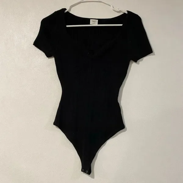 Abercrombie & Fitch Black Ribbed Bodysuit V Neck Fitted Top S - Image 2