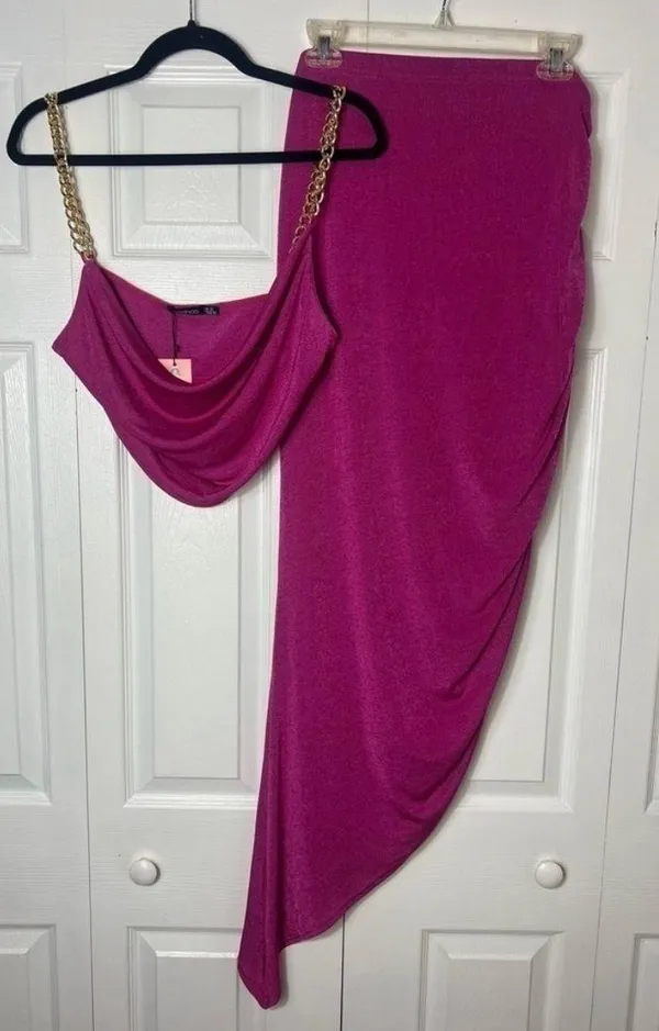 Boohoo Pink Textured Slinky Chain Strap Crop Top & Ruched Skirt Set Size 12 L - Image 3